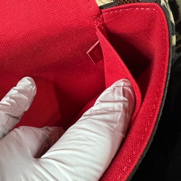 Brand New✨💯authentic✨Louis Vuitton Felicie Pochette ✨Damier Ebene❕👜 - Picture 6 of 15